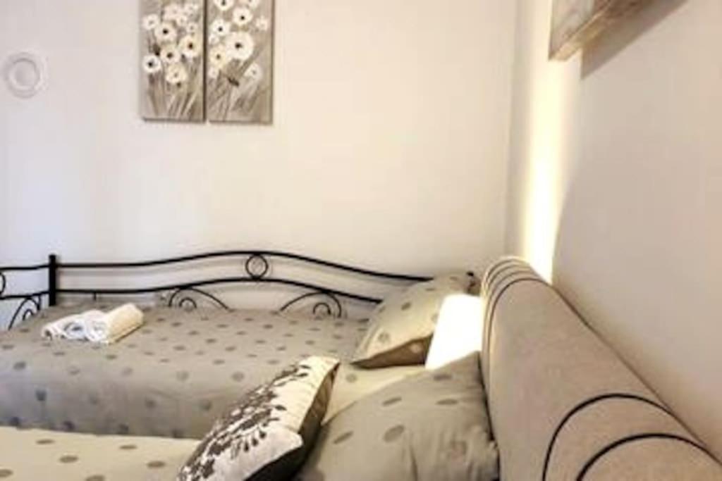 Appartamento Lijepo Ureden Stan U Centru Grada Knin Esterno foto