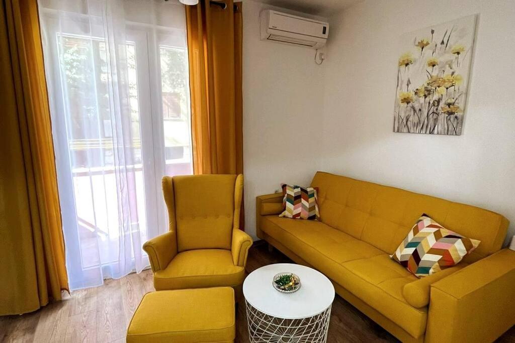 Appartamento Lijepo Ureden Stan U Centru Grada Knin Esterno foto